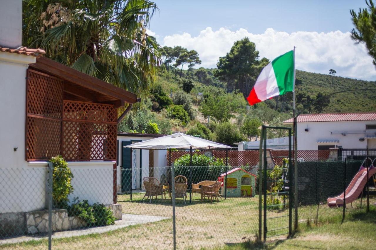 One Love Apartments Lupetto Buitenkant foto