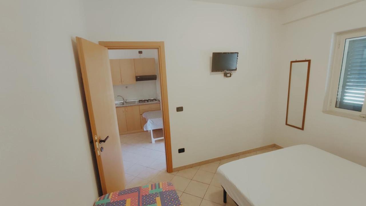 One Love Apartments Lupetto Buitenkant foto